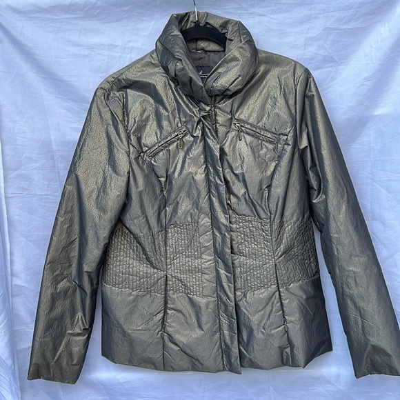 Click Collection Gold Metallic Jacket, Size M NWOT MAKE AN OFFER!!! - Picture 2 of 8